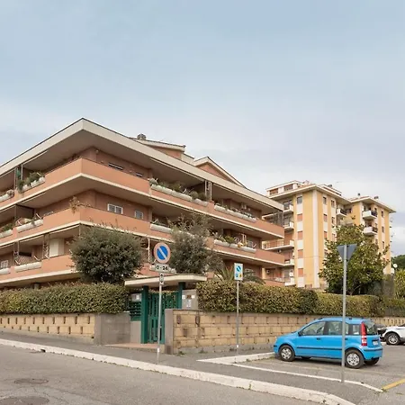 Kitty - Close To The Vatican *